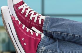 travelling teen at airport